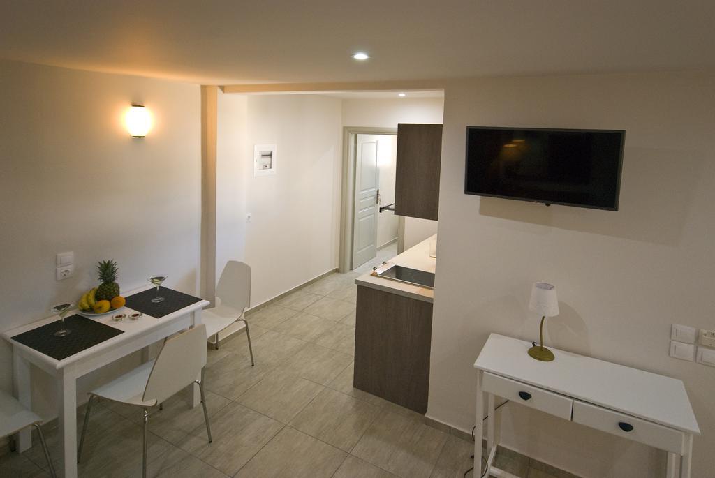 Alafouzos Studios & Apartments Камари Номер фото